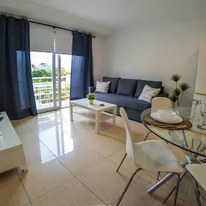 https://marte-universo-vacacional.tenerifehoteles.net